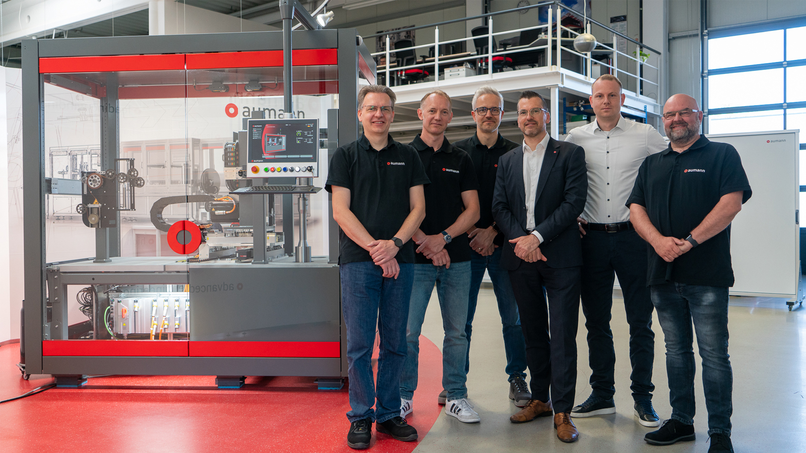 Control cabinet-free winding machine increases cycle from 60 to 250 windings per minute