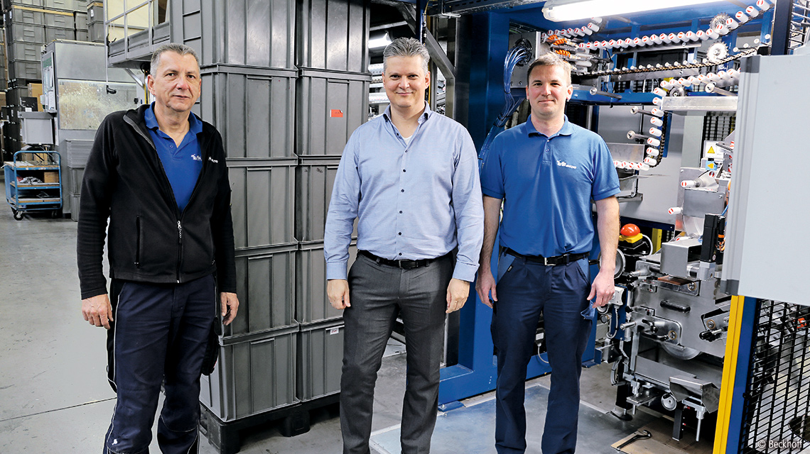 Produktives Miteinander: v. l. Franz Reifbäck (Werkstättenleiter bei BT-Watzke), Bernhard Fischer (Vertrieb Steiermark bei Beckhoff) und Daniel Wolf (Elektrotechnikerbei BT-Watzke) denken bereits über weitere gemeinsame Projekte nach. 