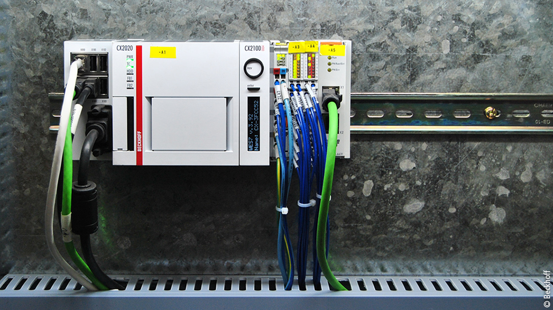 The DIN-rail-mounted CX2020 Embedded PC acts as logic controller and communication server; however, it also supports on-site operation as well as remote maintenance. 
