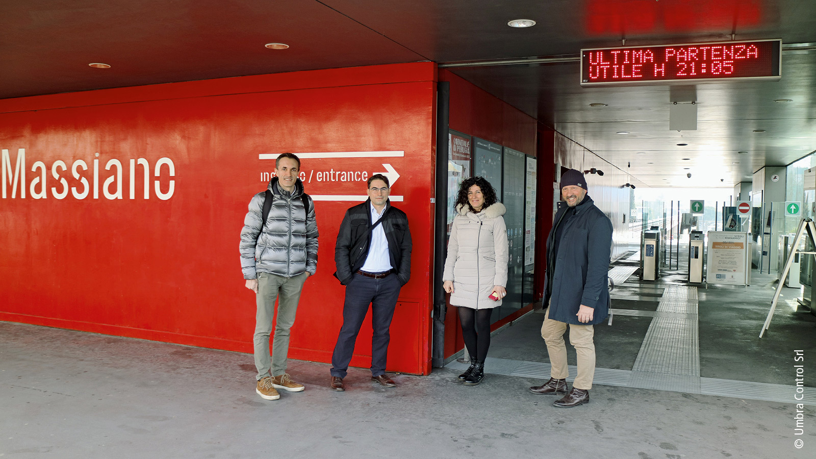 Джорджио Пассери из Umbra Control, Мирко Винченти из Beckhoff Italy, Моня Мариани из Minimetro и Джанлука Раньи, президент Umbra Control (слева направо).  