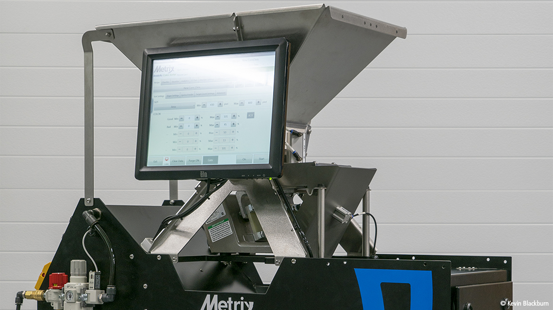 The Metrix Analytic Lab Color Sorter uses two full-color GigE cameras to separate and gather data on seeds.   