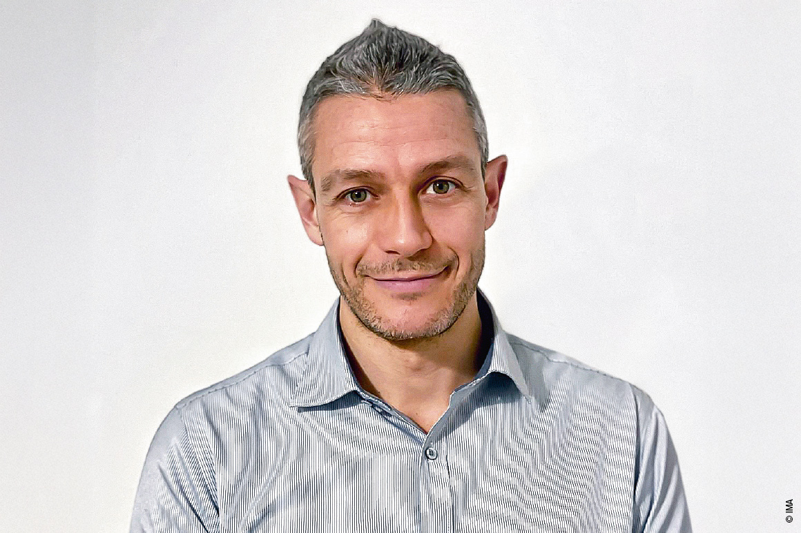 Fabio Tozzi, Vertriebsleiter Battery Division von IMA EV-Tech: „Durch die Flexibilität von PC-based Control und insbesondere der Automatisierungssoftware TwinCAT bietet uns XTS ein großes Plus, nämlich die einzelnen Mover mit speziellen Bewegungsprofilen verwalten zu können.”