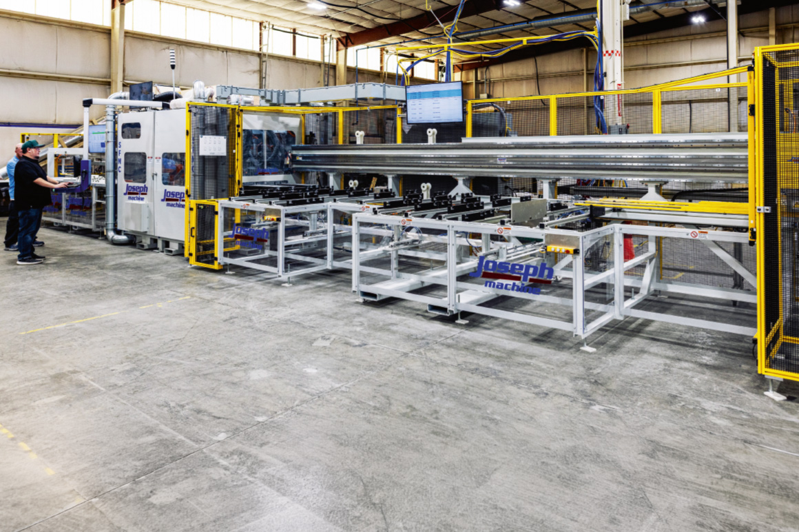 The jFlex SFMC is a truly flexible machining center that enables high throughput by simultaneous execution of process steps and fast synchronization of all axes.