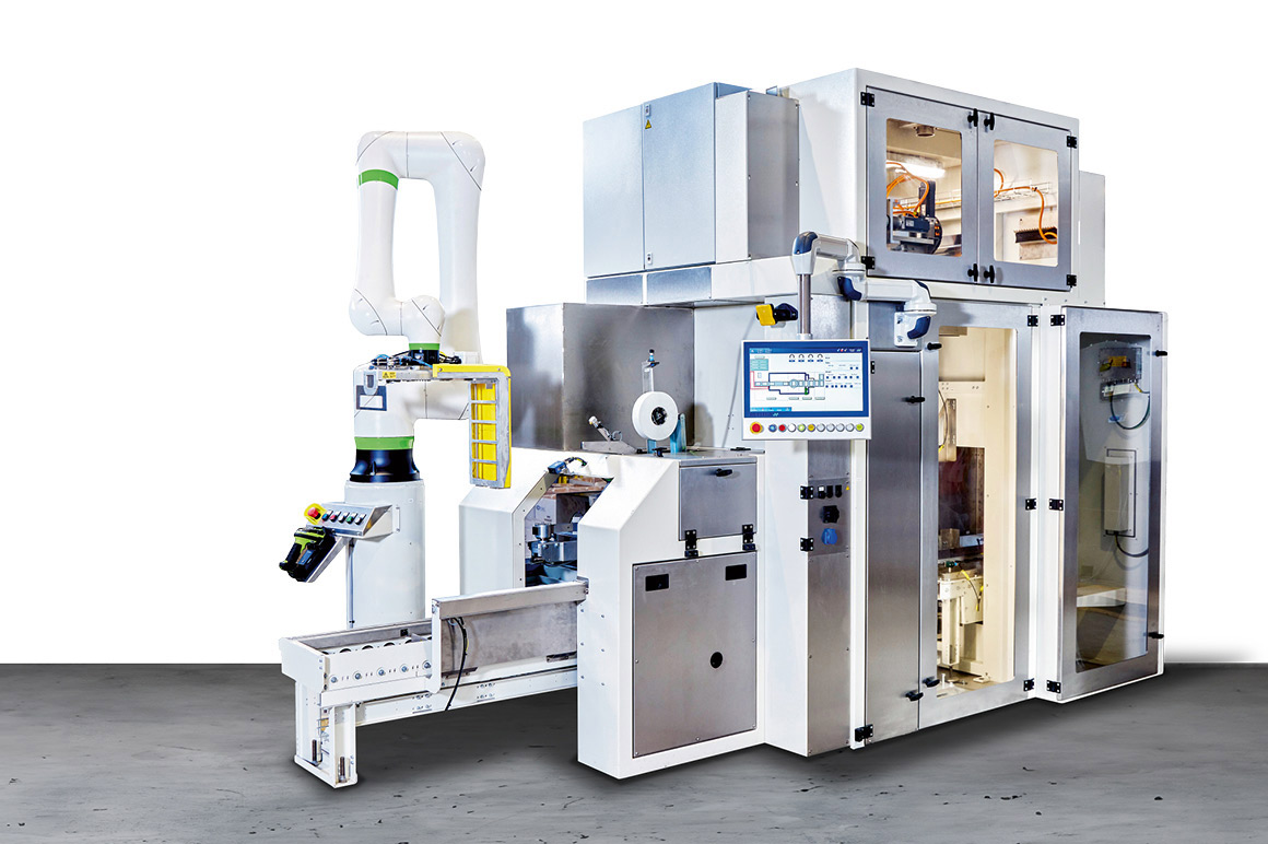 Fitting lots of functions into a small space: the challenge faced by specialist machine builder Nordfels in the process of developing a new box sealer.