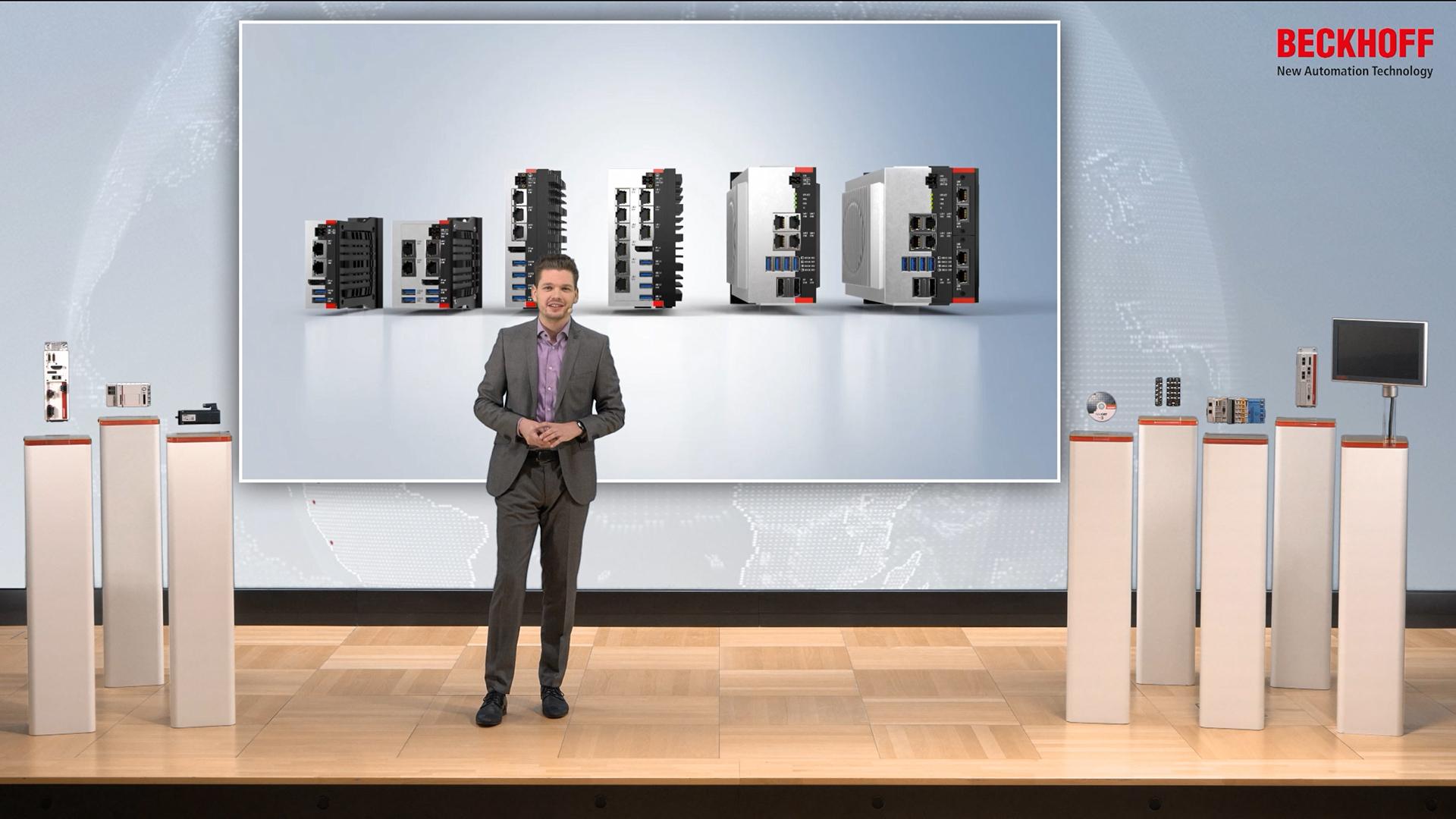 Product manager Felix Wildemann presents the ultra-compact Industrial PCs. 