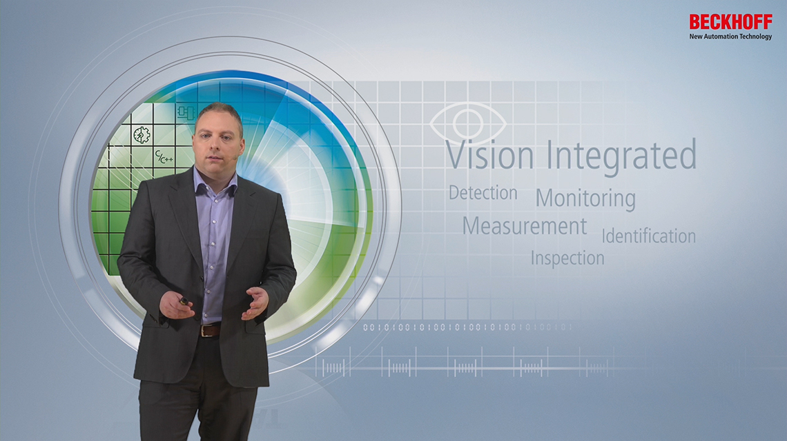 Produktmanager Michael Busch präsentiert TwinCAT Vision. 